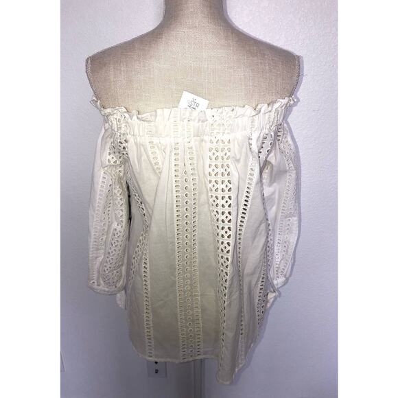 ASTR the Label Off The Shoulder Three Quarter Sleeve Eyelet Babydoll Top-XS - Picture 3 of 6